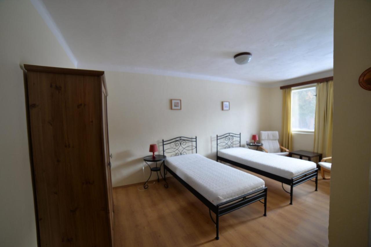 Kemp na Staré papírně Dobronice Extérieur photo