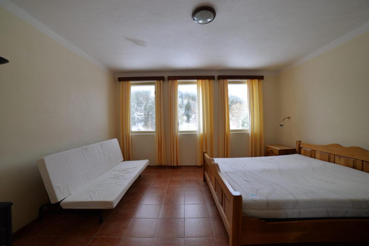 Kemp na Staré papírně Dobronice Extérieur photo