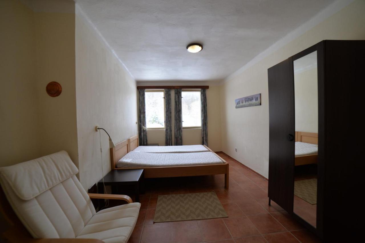Kemp na Staré papírně Dobronice Extérieur photo