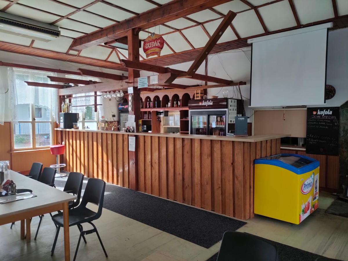 Kemp na Staré papírně Dobronice Extérieur photo